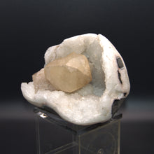 Load image into Gallery viewer, Calcite on Quartz