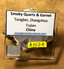 Load image into Gallery viewer, Smoky Quartz & Garnet
