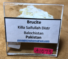 Load image into Gallery viewer, Brucite
